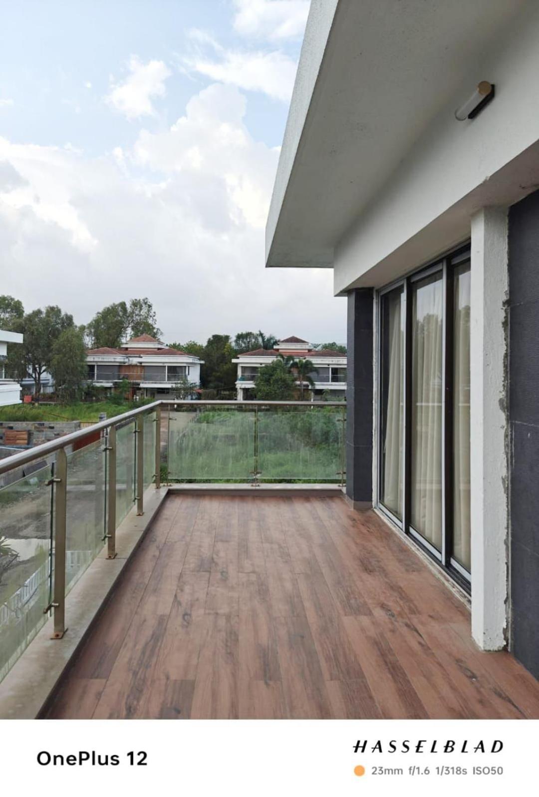 Mizzle Exotica Lonavala Apartment Exterior photo