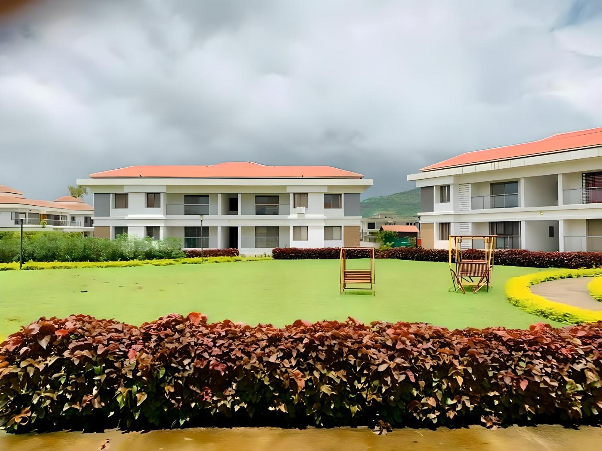 Mizzle Exotica Lonavala Apartment Exterior photo